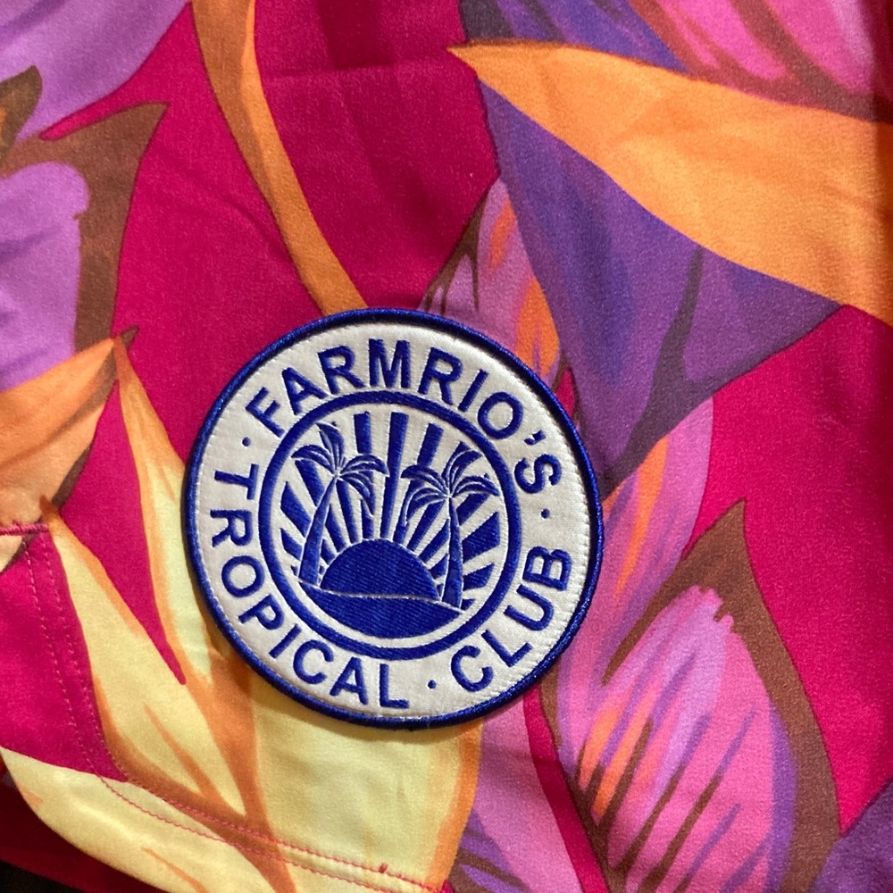 FARM Rio Hot Pink Tropical-Print athletic shorts size small